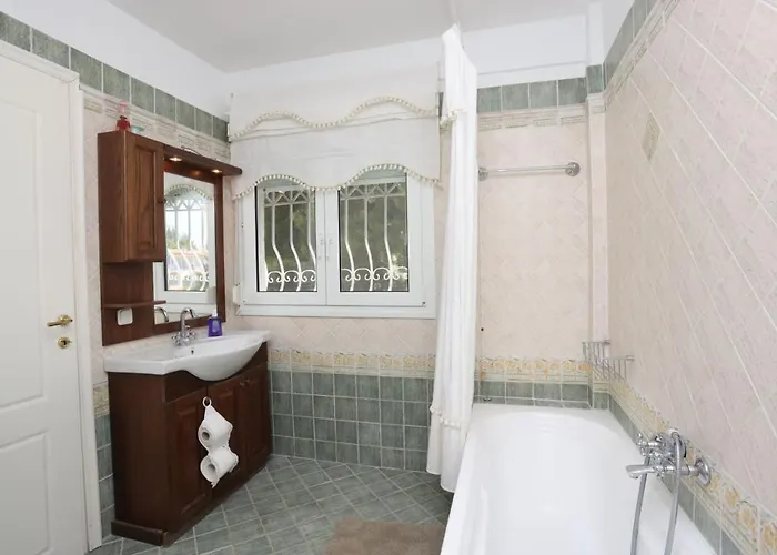 Amazing Sea View Maisonette Sea La Vie