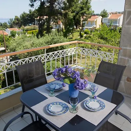 Amazing Sea View Maisonette Sea La Vie